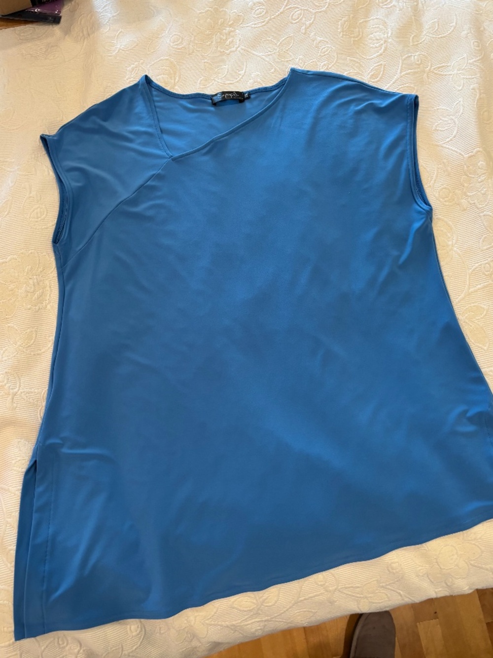 Sympli Soft Matte Jersey Asymmetrical Neckline Cap Sleeve Tunic Top - Size 18